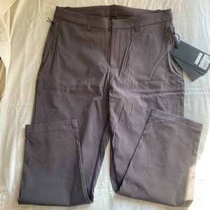 Lululemon BNWT Take The Moment Pant